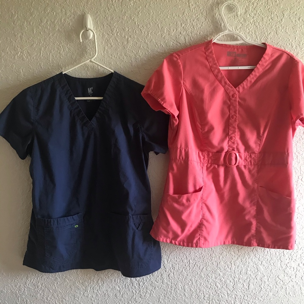 Medium scrub top lot Greys Anatomy MC2